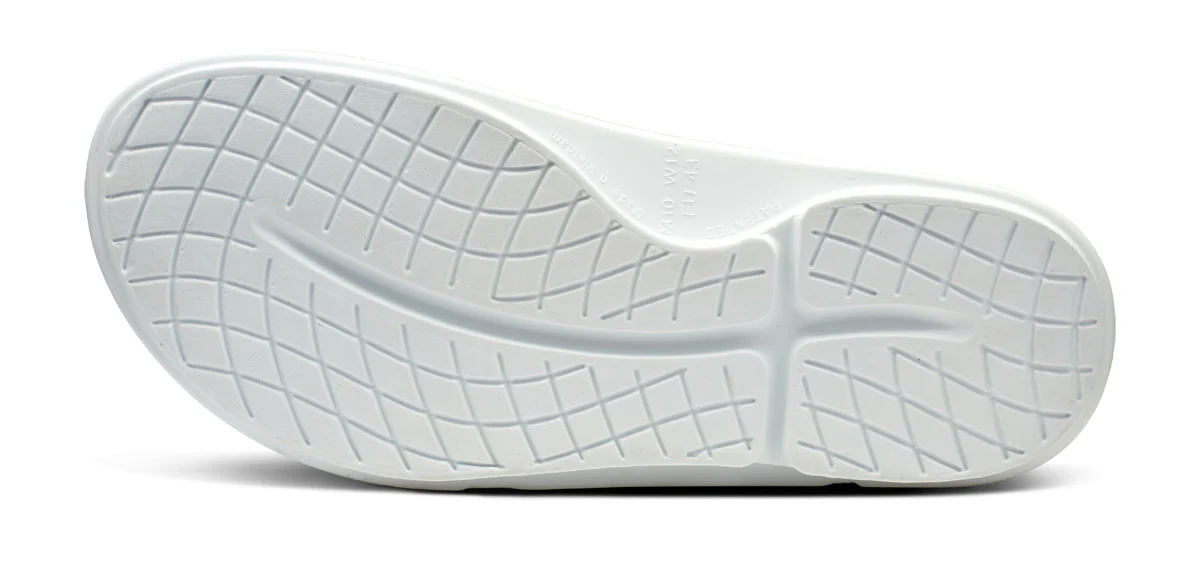 Women's OOahh Sport Flex Slide - White - Image 7