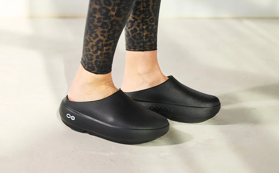 Women's Cloog PLUS - Black - Image 9