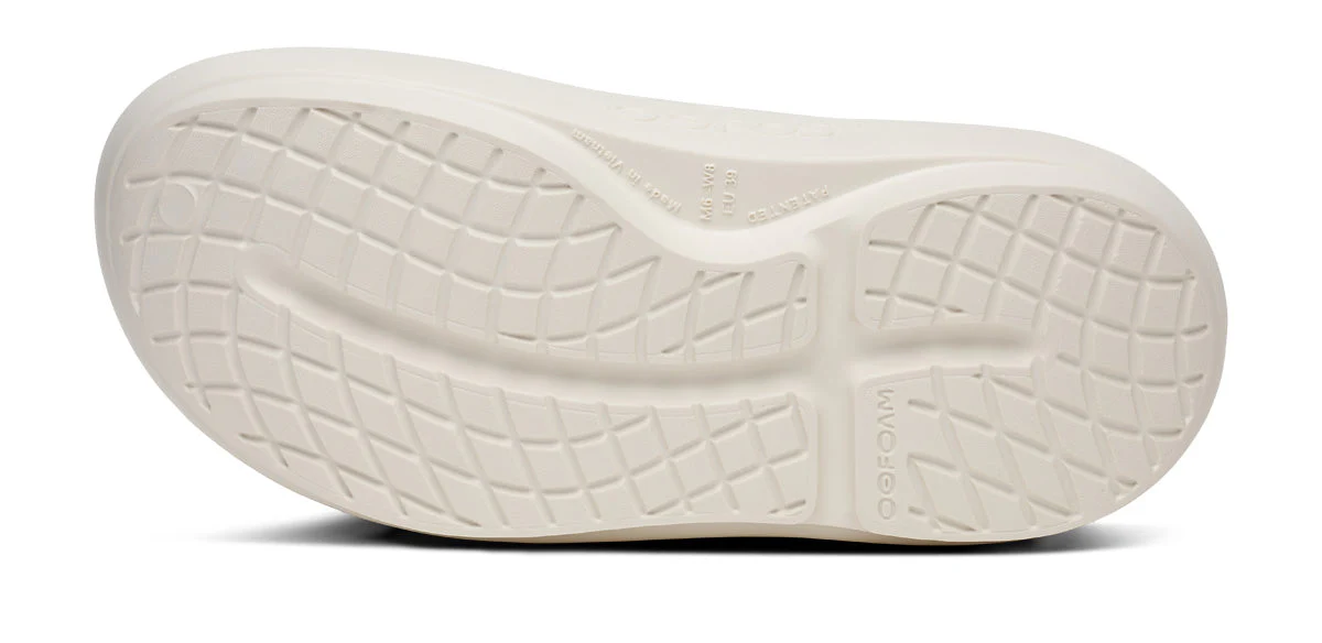 Women's Cloog PLUS - Chalk - Image 8